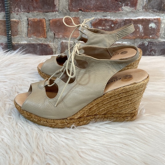 Eric Michael Taupe Leather Espadrille Wedges, Size 39 - Picture 4 of 14